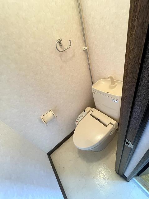 トイレ　トイレ