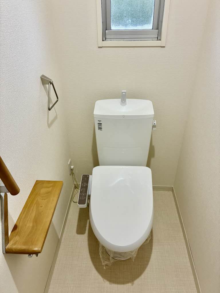 トイレ　トイレ