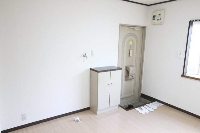 玄関　シンプルで使いやすい玄関です