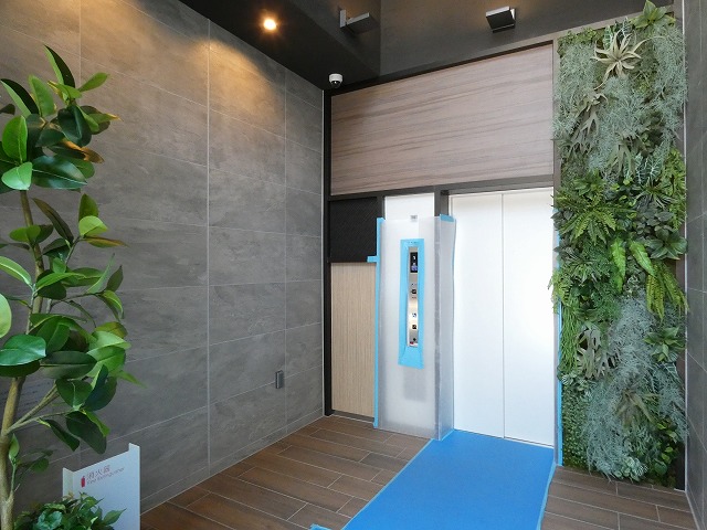 エントランス　エントランス