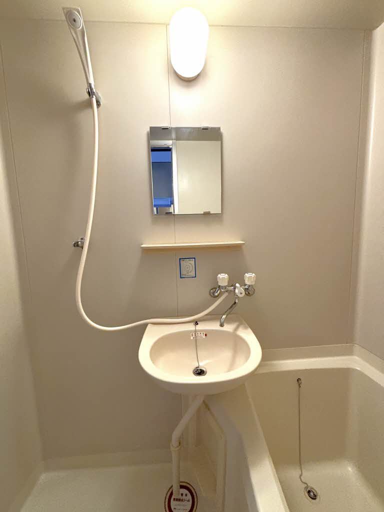 バス・シャワールーム　浴室