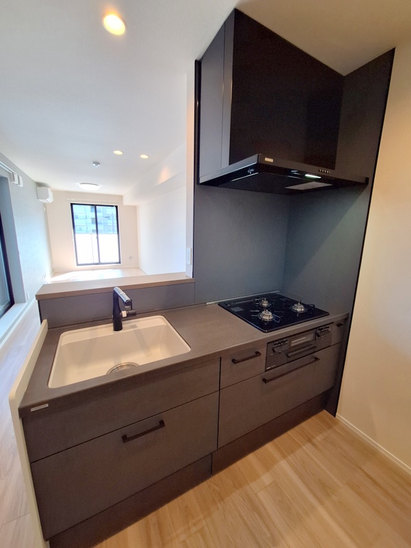 エントランス　★駅又は現地待ち合わせでご案内が可能です★