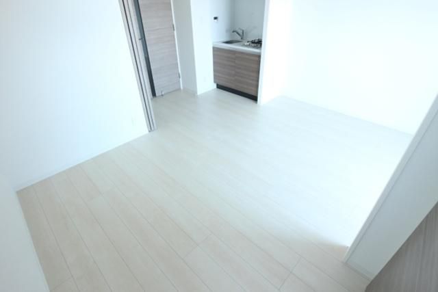 その他部屋・スペース　★日当たりの良いフローリングのお部屋です★