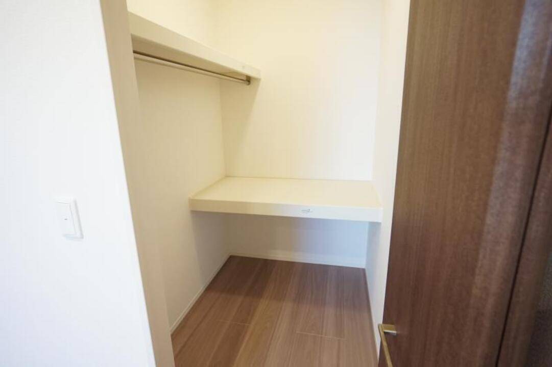 収納　ウォークインクローゼット