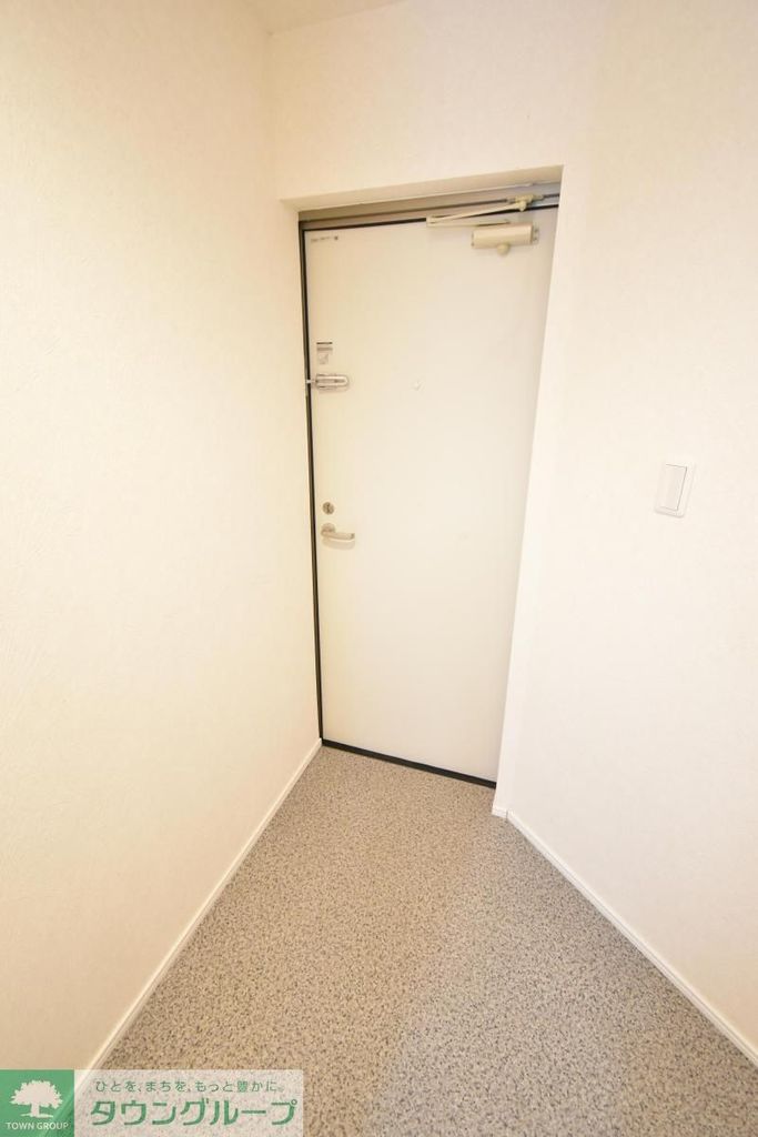 玄関　★お問い合わせはタウンハウジング町田店まで★