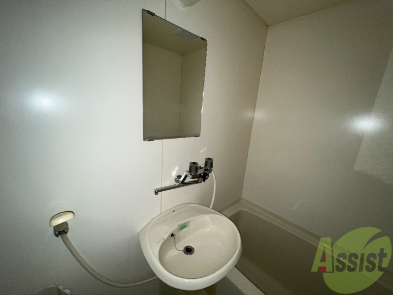 洗面設備　洗面台も綺麗なので、とても使いやすいですね。