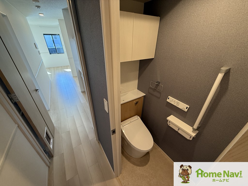 トイレ　ウォシュレット付き