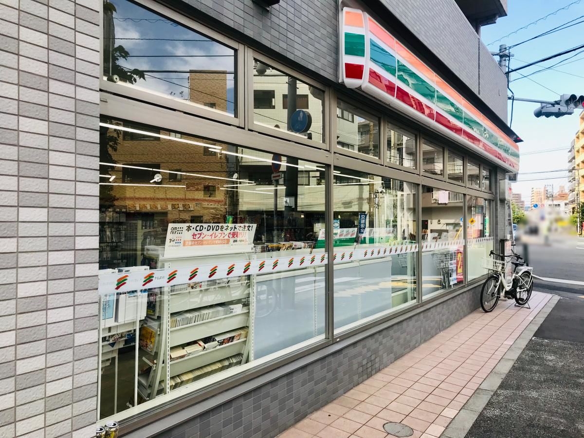 コンビニ　セブンイレブン江東南砂1丁目店（コンビニ）まで111m
