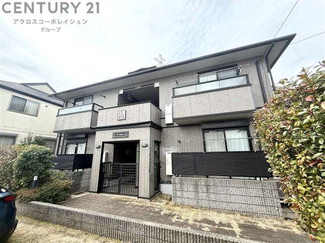 建物外観　宅配ボックス付きで不在時にも便利！