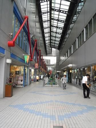 ショッピングセンター　オーク200（ショッピングセンター）まで392m