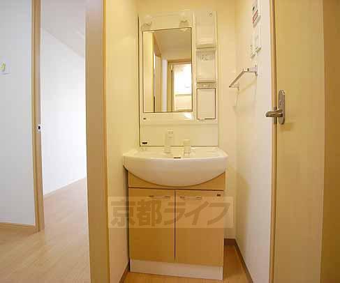 洗面設備　便利なシャンプードレッサー