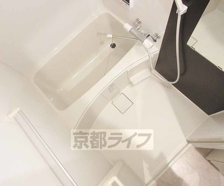 バス・シャワールーム　大きなお風呂です