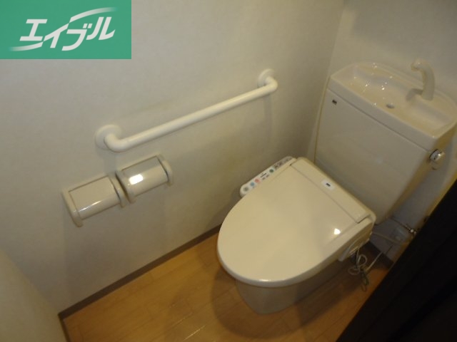 トイレ　シャワー付トイレ