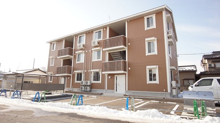 駐車場　敷地内駐車場