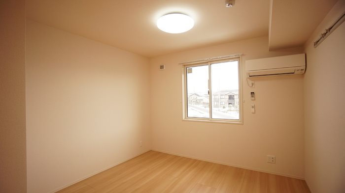 その他部屋・スペース　5.9帖洋室エアコン・ウォークインクローゼット完備