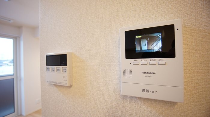 その他設備　来客確認ができるモニター付きインターホン♪