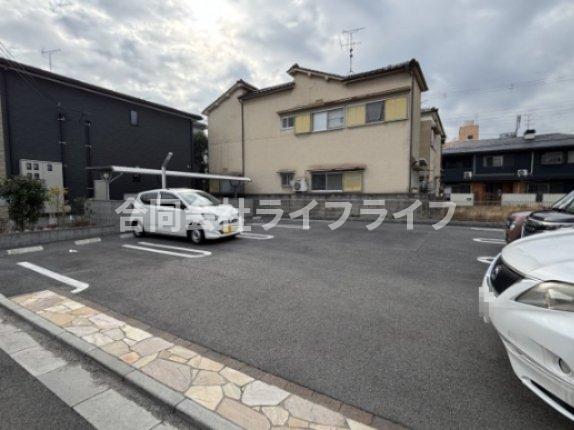 駐車場　カースペースがあります