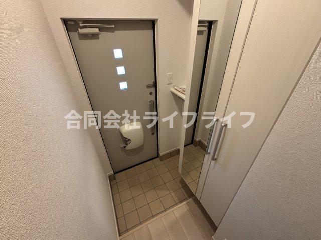 玄関　明るい玄関です