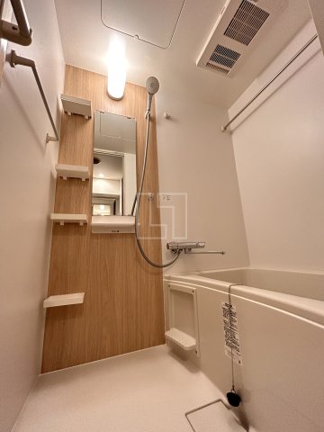 バス・シャワールーム　SERENiTE-04（セレニテ04）　バスルーム