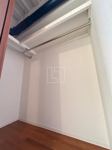 収納　SERENiTE-04（セレニテ04）　ウォークインクローゼ