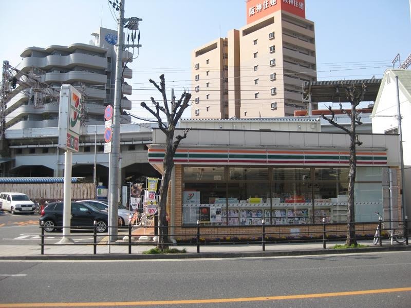 コンビニ　セブンイレブン JR野田駅南店（コンビニ）まで922m