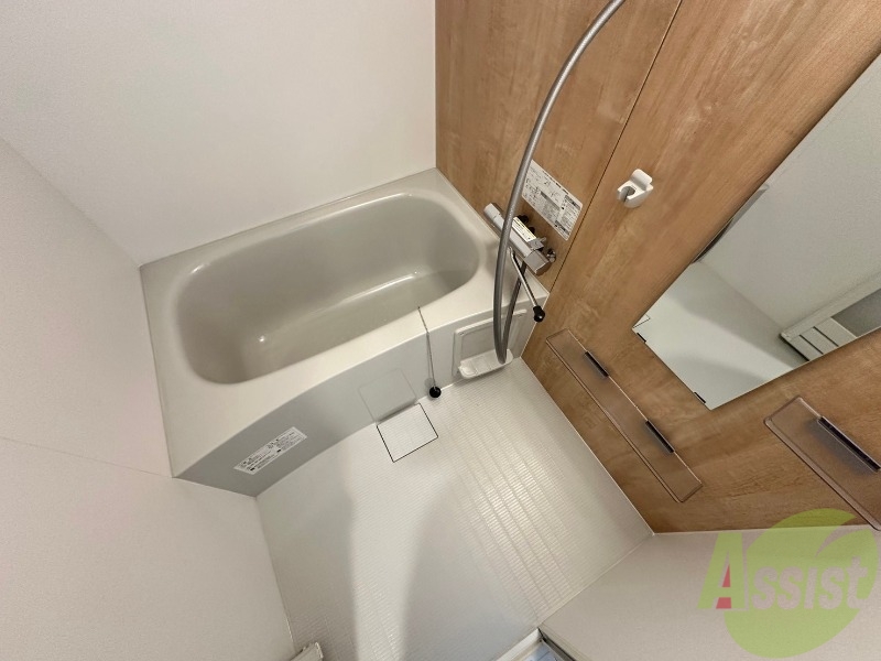 バス・シャワールーム　お風呂になります。一日の疲れを癒してくださいね。