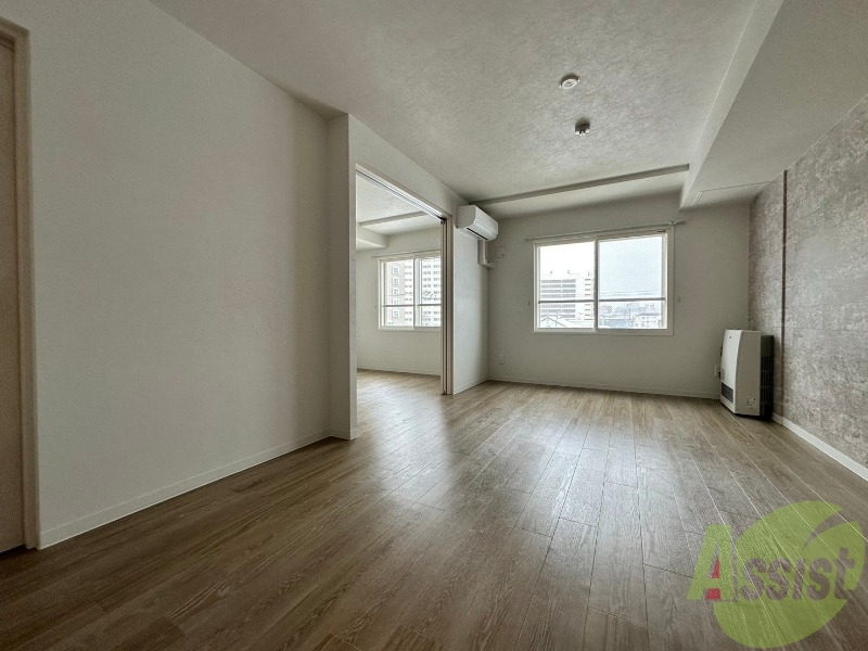 居室・リビング　広々としたリビングですね。使い勝手がよさそうですね！