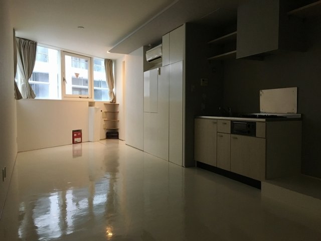 居室・リビング　開放感のあるゆったりとしたお部屋です♪