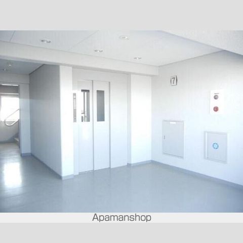 ロビー　ロビー