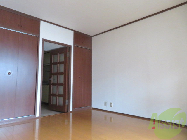 その他部屋・スペース　お部屋は落ち着いた雰囲気のお部屋ですよー。