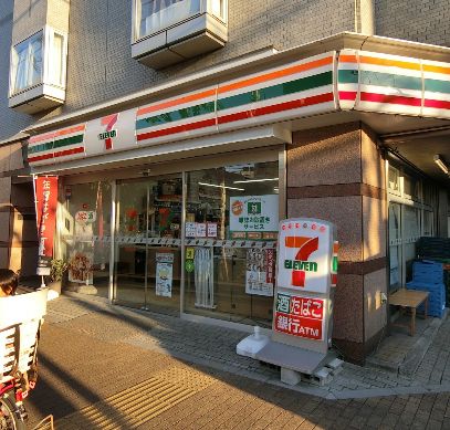 コンビニ　セブンイレブン墨田押上２丁目東店（コンビニ）まで52m