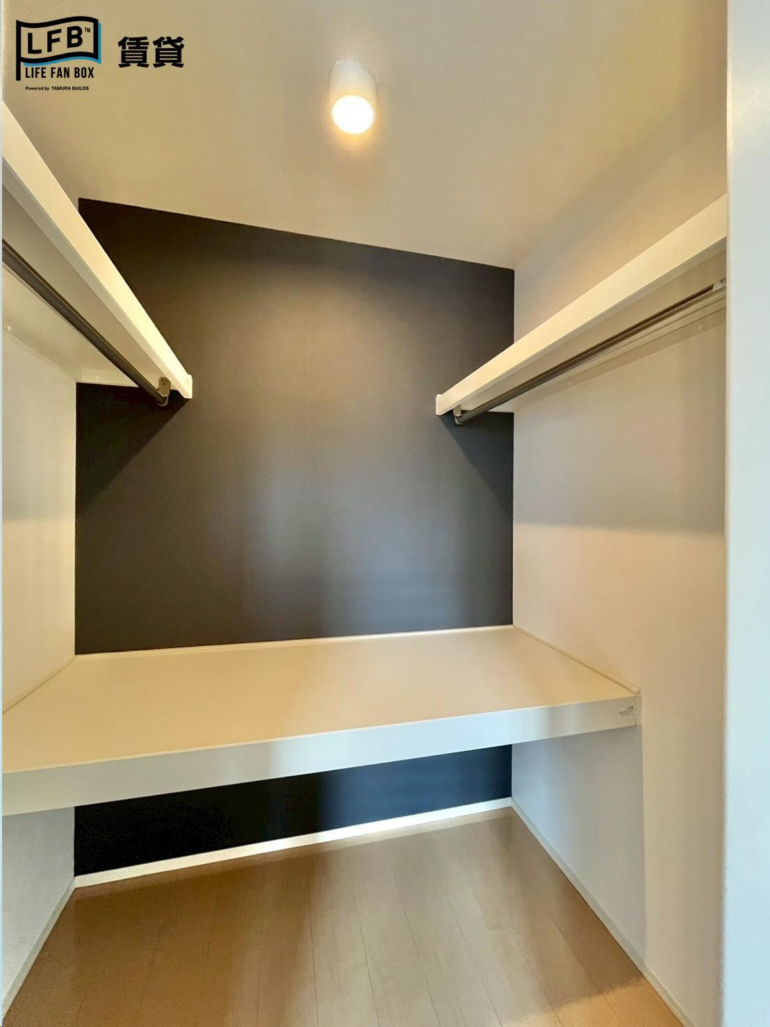 収納　※別室の写真です