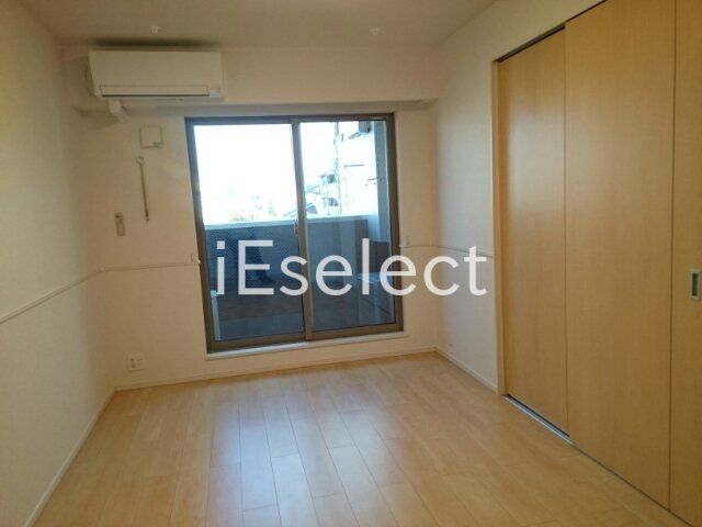 居室・リビング　明るくキレイなリビングルーム♪