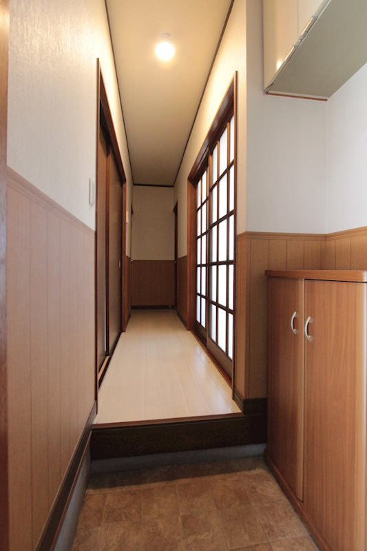 建物外観　玄関★シューズボックスあります★