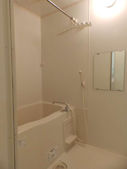 バス・シャワールーム　浴室（換気乾燥機付き）