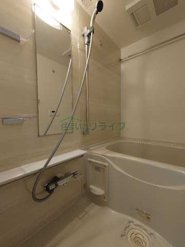 バス・シャワールーム　別部屋参考写真