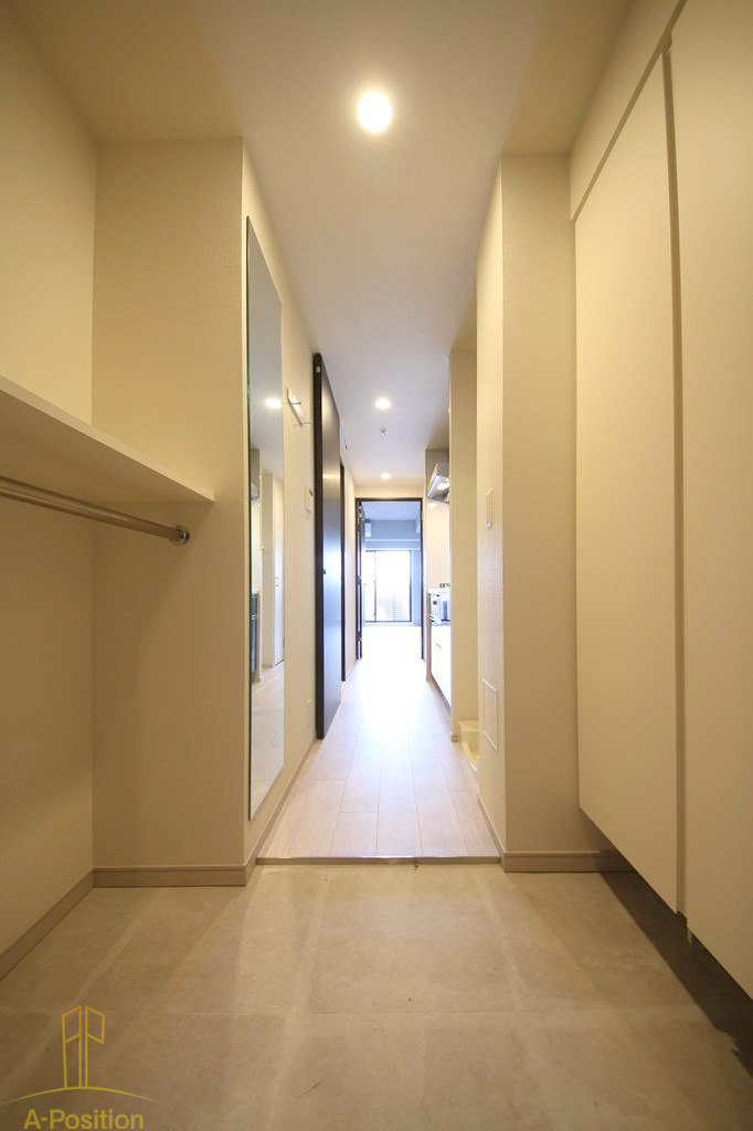 玄関　コンフォリア北堀江一丁目