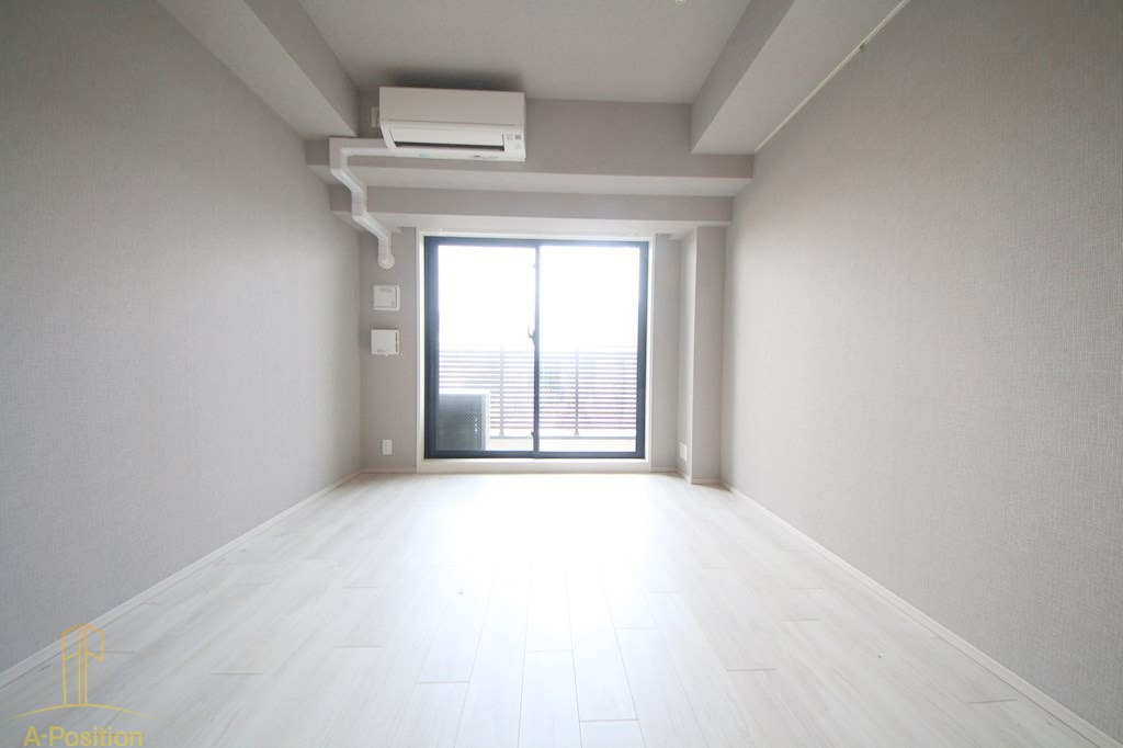 居室・リビング　コンフォリア北堀江一丁目