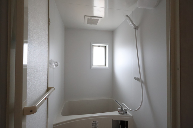 バス・シャワールーム　浴室