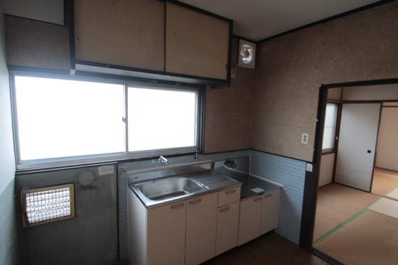 キッチン　※別部屋の写真です