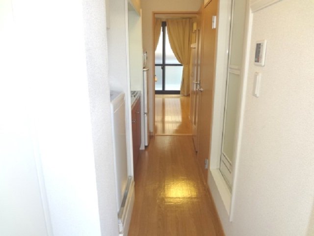 玄関　家具・家電付き