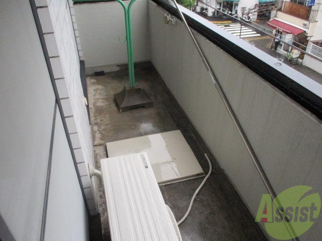 バルコニー　日当り最高ですー