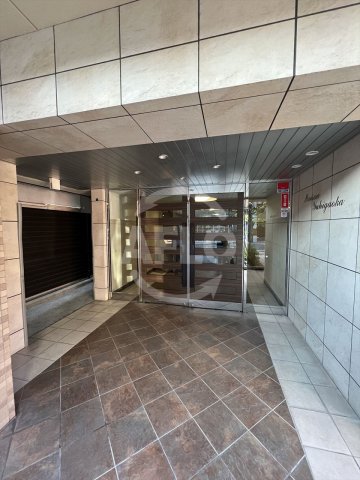 エントランス　メゾン夕陽ヶ丘　エントランス