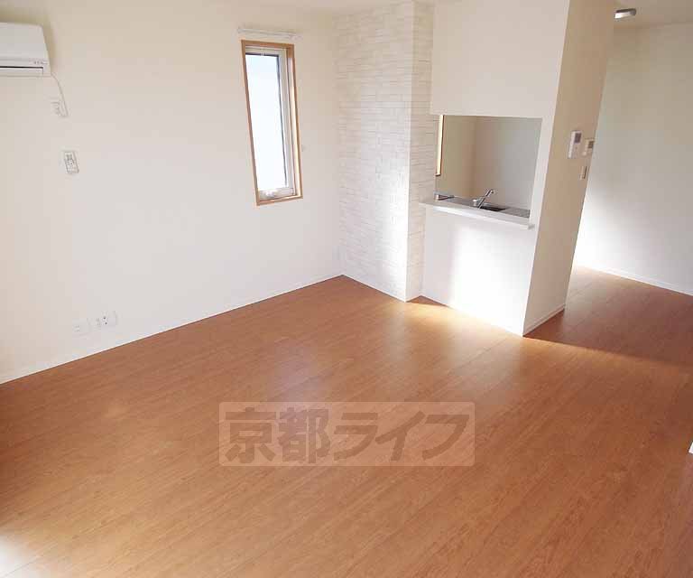 居室・リビング　広々とした室内です！