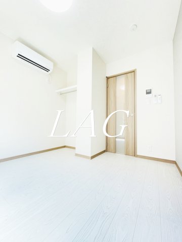 居室・リビング　洋室のお部屋です。※同一仕様です。