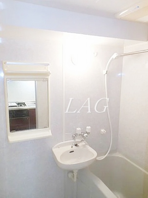 バス・シャワールーム　お風呂です。