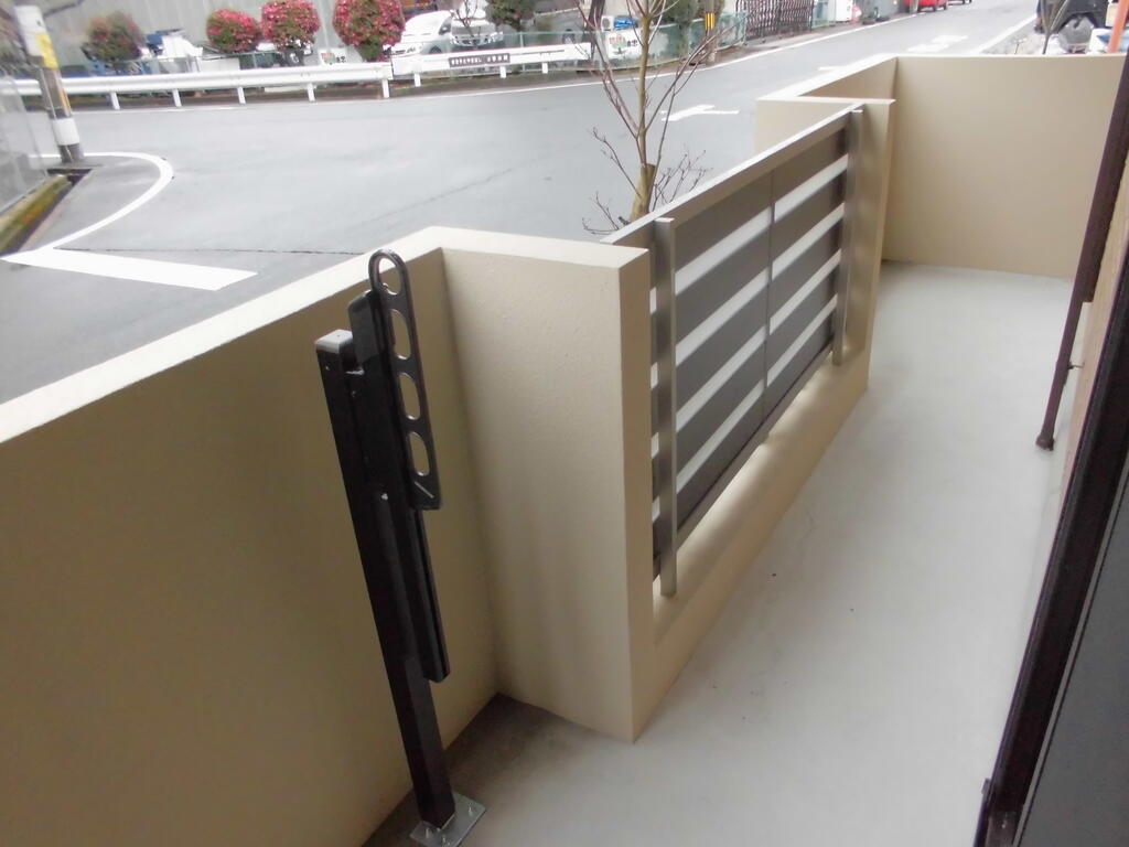 バルコニー　バルコニー