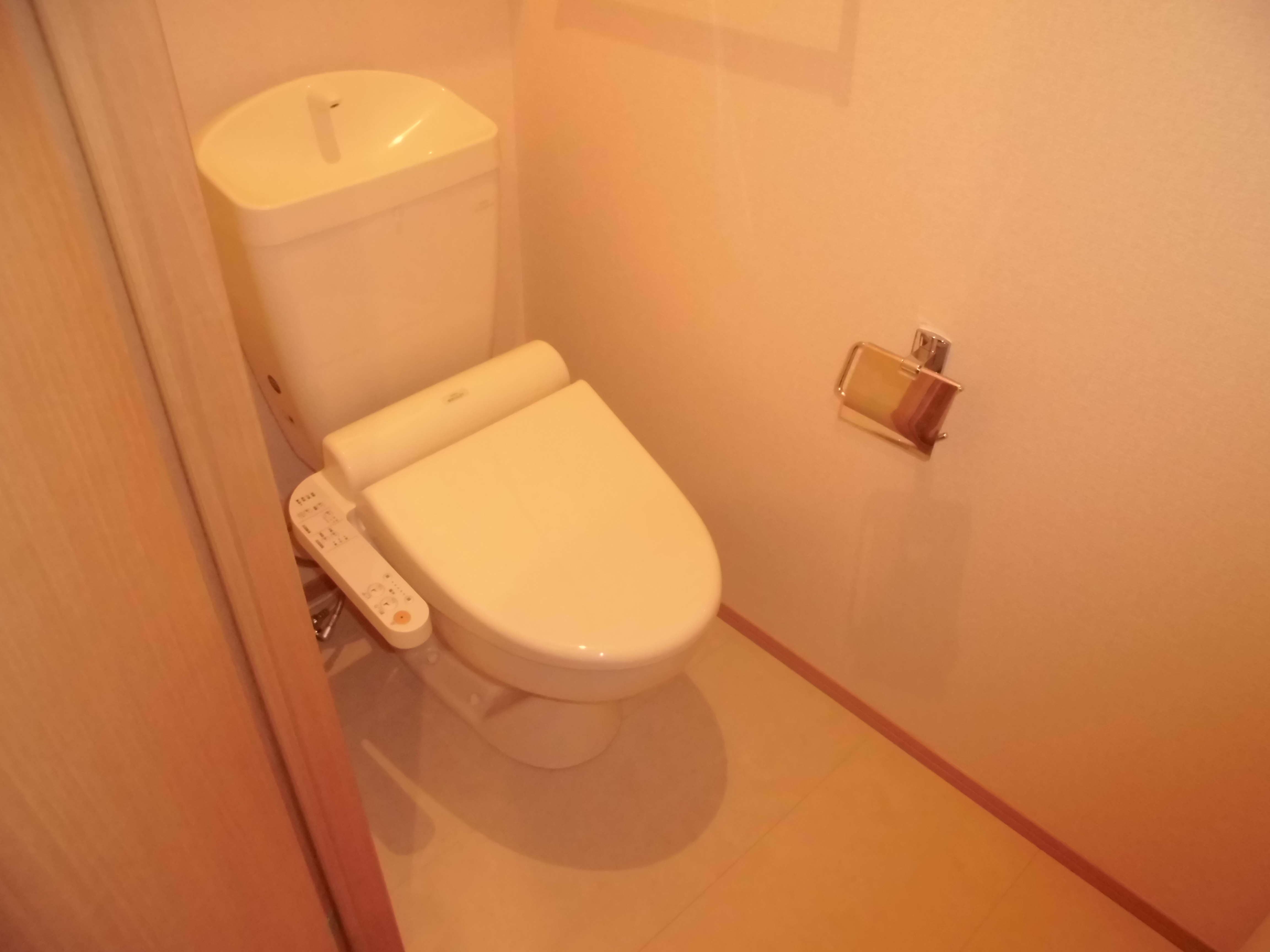 トイレ　トイレ