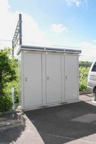 建物外観　ストッカー