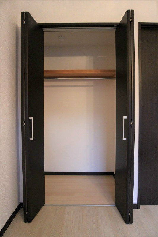 収納　収納力の高いクローゼットです。